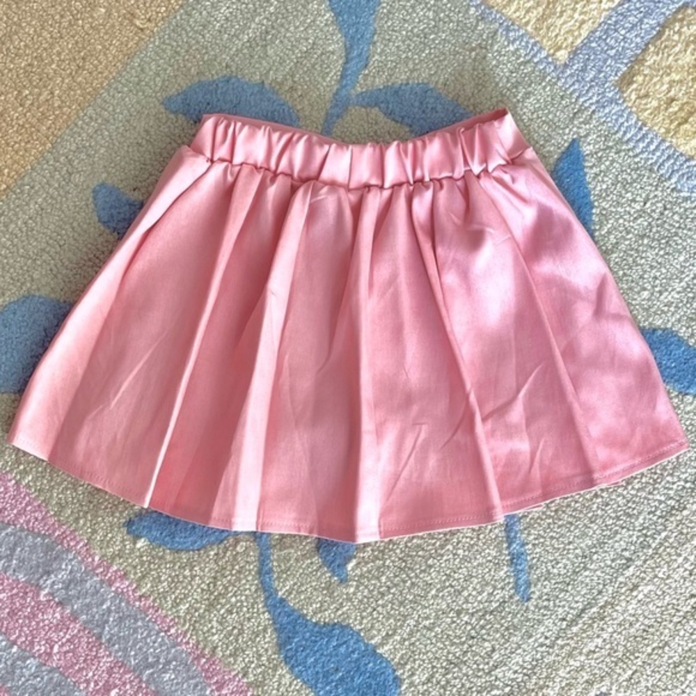 NWOT! Pink Pleated Skort!